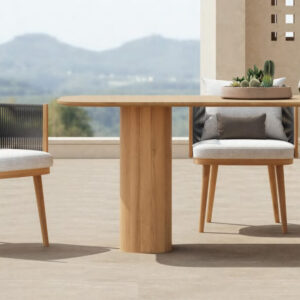 Outdoor Dining Settings