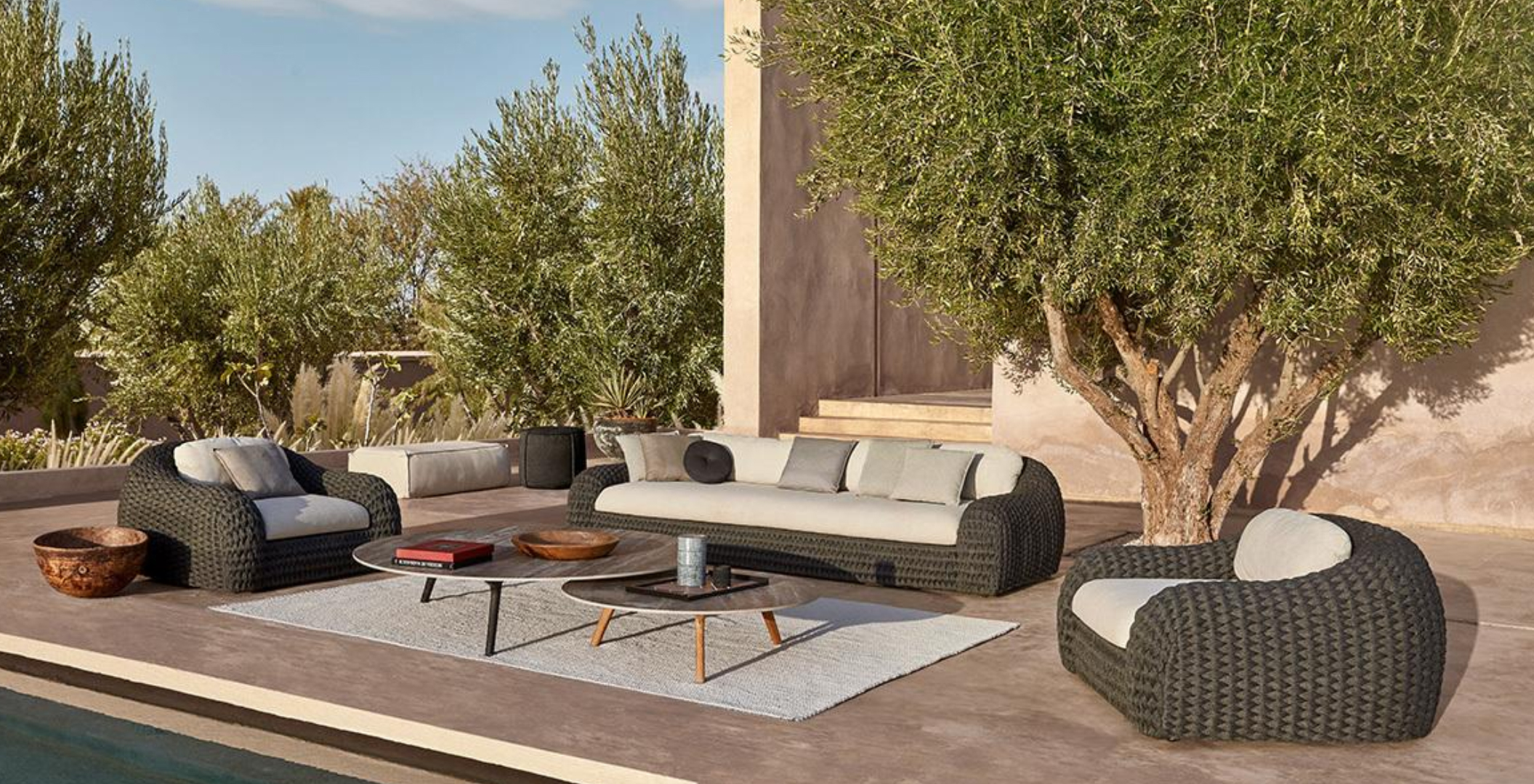 Exclusive Outdoor Lounges for Hotels and Resorts What Makes Them an Imperative