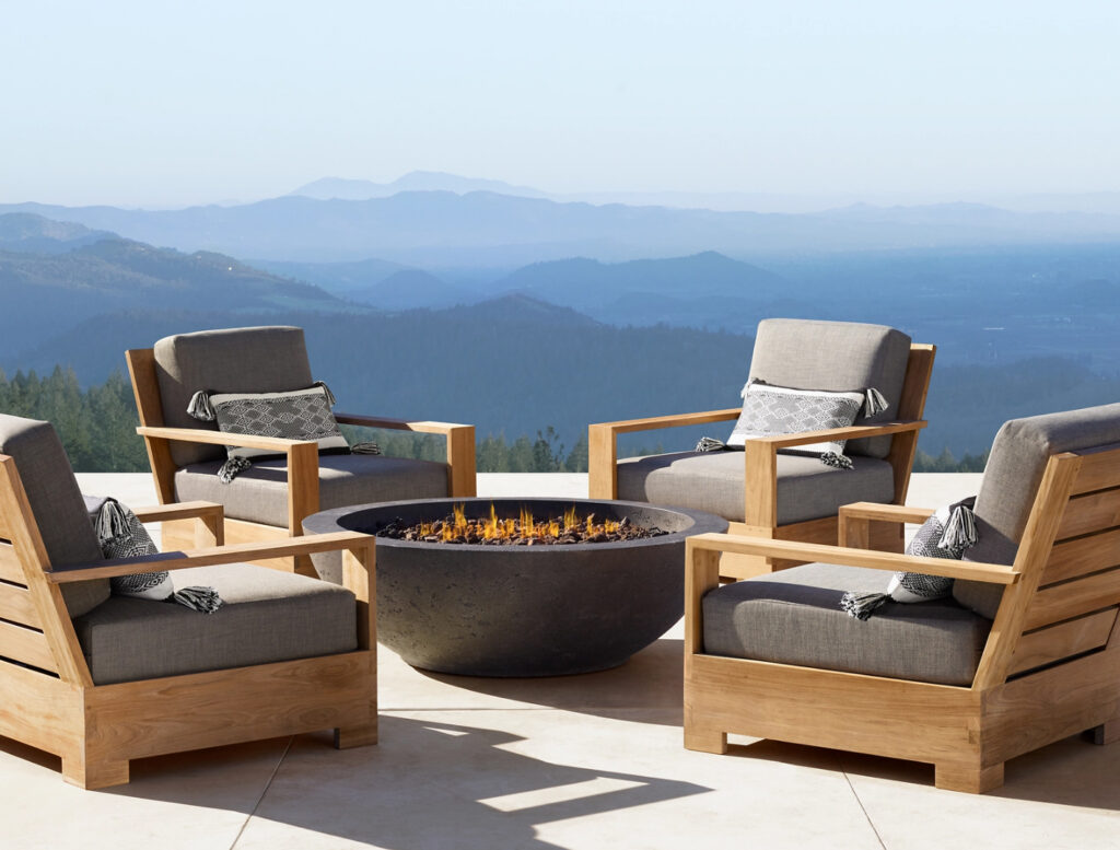 Outdoor Entertaining in Style: How Custom Aluminium and Teak Lounge Settings Elevate Alfresco Living 2 Outdoor Entertaining in Style How Custom Aluminium and Teak Lounge Settings Elevate Alfresco Living 2
